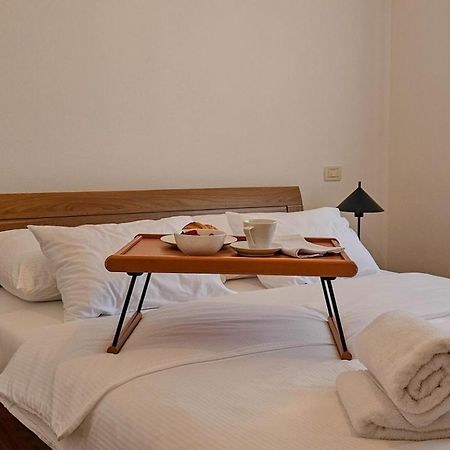 Casa Lutoma Villa Kmeti Eksteriør bilde