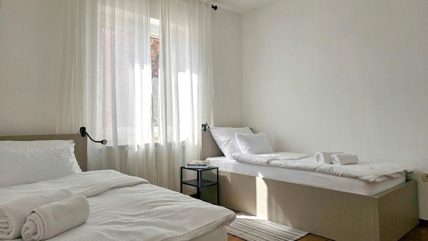 Casa Lutoma Villa Kmeti Eksteriør bilde