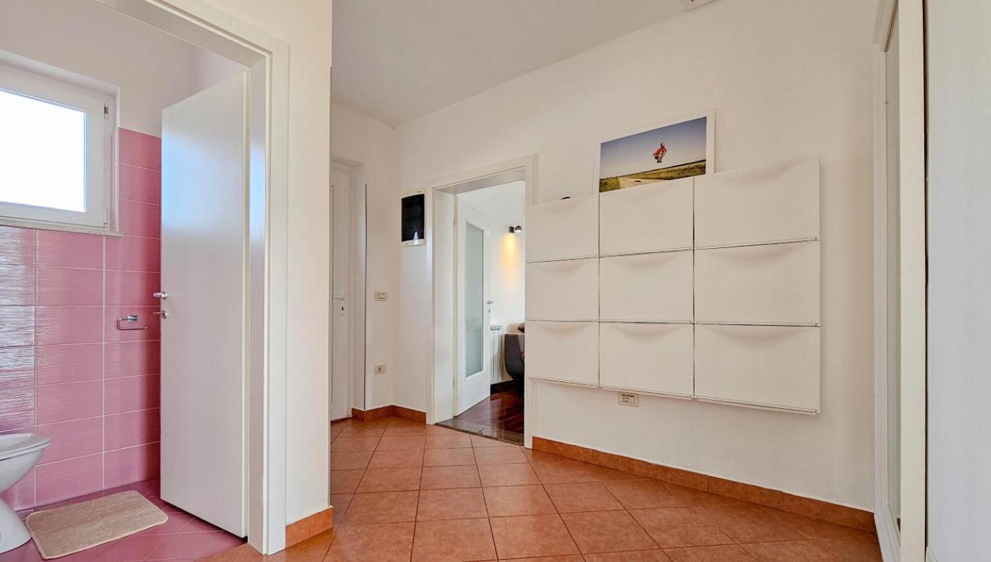 Casa Lutoma Villa Kmeti Eksteriør bilde